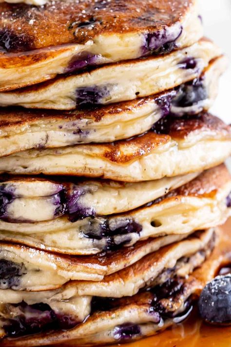 Blueberry Ricotta Pancakes Blueberry Ricotta Pancakes, Blueberry Recipes Breakfast, Fluffy Blueberry Pancakes, Breakfast Blueberry, Blueberry Protein Pancakes, Homemade Brunch, Blueberry Pancakes Recipe, Homemade Pancake Recipe, Pancake Cafe