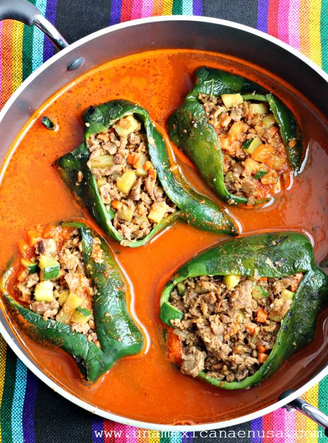 Mexican Vegan Food, Poblano Peppers Stuffed, Chile Recipes, Lent Recipes, Poblano Peppers, Food Vegan, Food Home, Mexican Food Recipes Authentic, Low Carb Keto Recipes