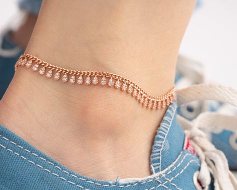 Handwriting Gifts, Feminine Necklace, Beautiful Anklet, Diamond Necklace Designs, Silver Chain Style, Silver Anklets, Bracelet Sterling Silver, Ankle Bracelet, Chain Anklet