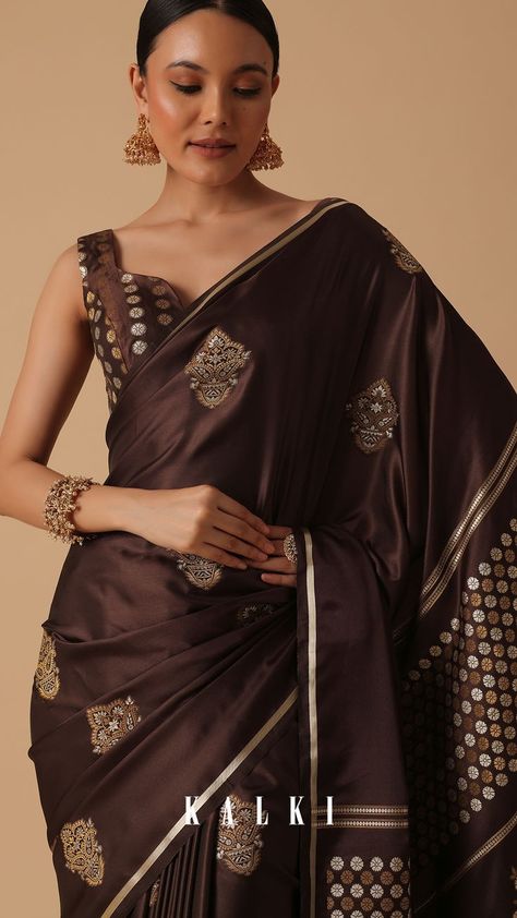 Brown Banarasi Lehenga, Dark Brown Saree, Brown Silk Saree, Brown Saree, Velvet Saree, Engagement Look, Indian Women Fashion, Banarsi Saree, Fancy Sarees Party Wear