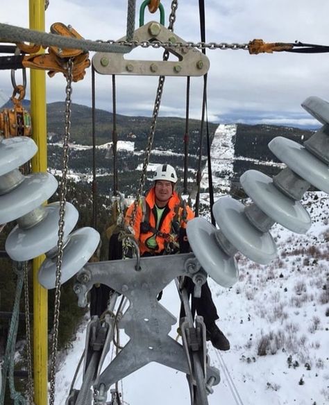 Lineman Transmission Line, Snow Shovel