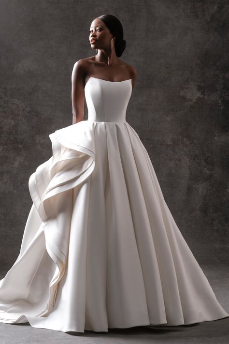 Allure Bridal Couture, Allure Couture, Kleinfeld Bridal, Allure Bridals, Allure Bridal, Wedding Dress Couture, Couture Wedding, Wedding Dresses Plus Size, Wedding Dresses Unique