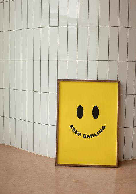 Retro Style Room, Mood Poster, Smiley Print, 2024 Bedroom, Fun Wall Art, Happy Mood, Cool Wall Art, Keep Smiling, Small Canvas