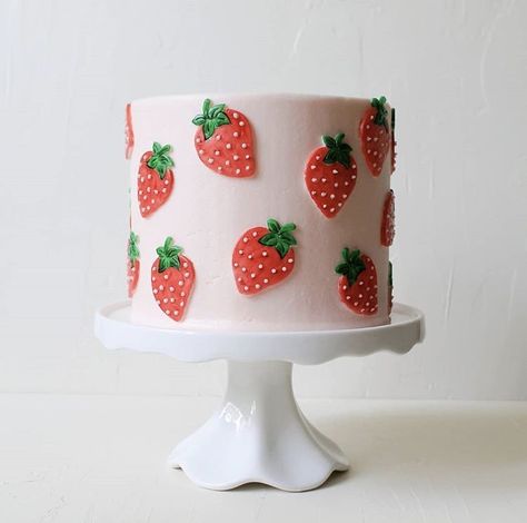 Strawberry First Birthday Cake Smash, Smash Cake Strawberry First Birthdays, Very Berry First Birthday Cake, Berry 1st Birthday Cake Smash, Berry 1st Birthday Smash Cake, Strawberry Smash Cake First Birthdays, Berry First Birthday Smash Cake, Berry 1st Birthday Cake, Strawberry Smash Cake