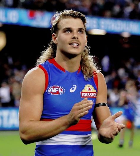 Bailey Smith Afl, Bailey Smith, Western Bulldogs, Maggie Smith, Star Eyes, Wallpaper Vintage, Iphone Wallpaper Vintage, Mullet Hairstyle, Long Time Ago