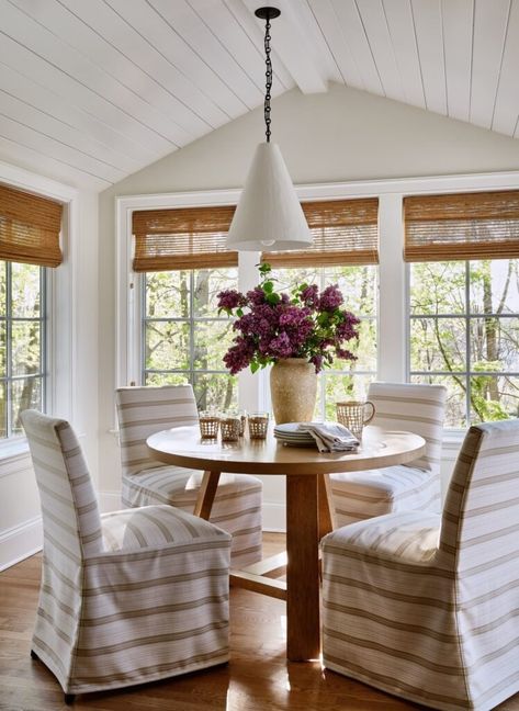 House Tour: Charming Cape Cod - Design Chic Cape Cod Style, New England Homes, Breakfast Table, S B, Historic Home, By Grace, House And Home Magazine, Step Inside, Breakfast Room