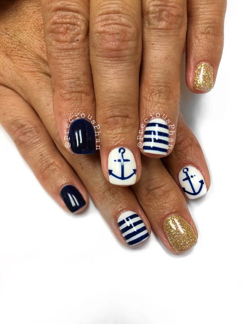 Navy and white nails. Anchor nails. #PreciousPhan Navy Anchor Nails, Us Navy Nails Design, Disney Cruise Line Nails, Us Navy Nails, Alaska Cruise Nails, Cruise Ship Nails, Blue Anchor Nails, Navy And White Nails, Cruise Nails Designs