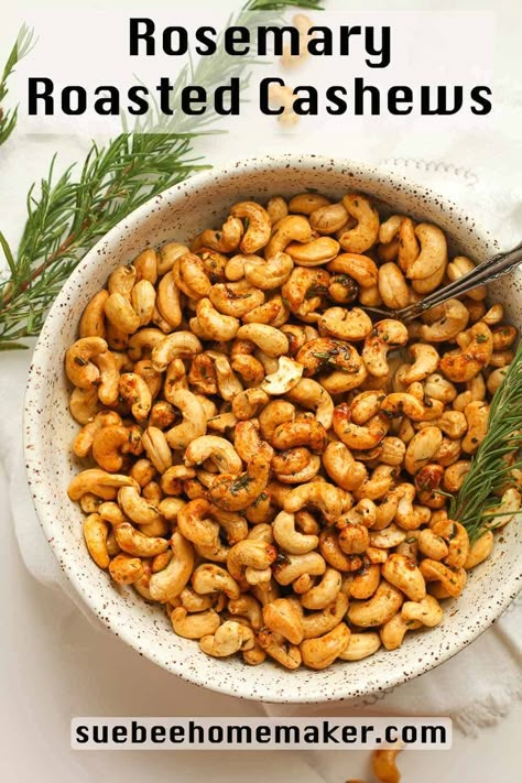 Rosemary Roasted Cashews are sweet and spicy, and the perfect appetizer when entertaining. These are best served warm alongside a cocktail or a mocktail of your choosing! Roasted Cashews Recipes, Spiced Cashews Recipe, Rosemary Roasted Cashews, Roasted Cashew Recipes, Seasoned Cashews, Cashews Recipes, Rosemary Cashews, Christmas Soiree, Spiced Cashews