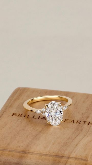 Aria Ring Brilliant Earth, Nadia Engagement Ring Brilliant Earth, Gold Band Engagement Rings Brilliant Earth, Ring Brilliant Earth, Nadia Ring Brilliant Earth, Brilliant Earth Nadia Ring, Nadia Brilliant Earth, Wedding Rings For Women Gold, Brilliant Earth Nadia