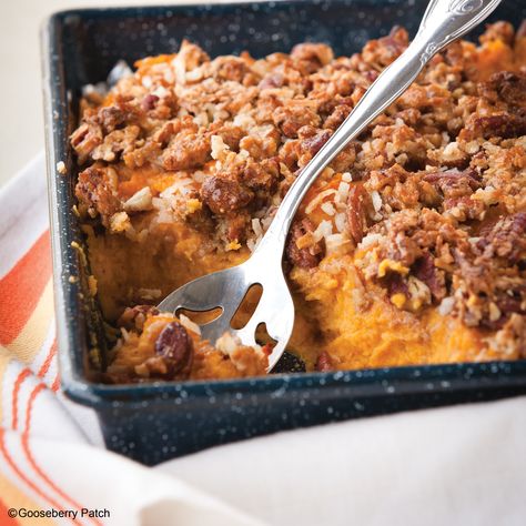 Gooseberry Patch Recipes: Sweet Potato Casserole from Easy Classic Casseroles Sweet Potato Pecan Casserole, Sweet Potato Pecan, Autumn Side Dishes, Gooseberry Patch, Sweet Potato Recipes Casserole, Yummy Sweet Potatoes, Thanksgiving Sides, Easy Casserole Recipes, Mashed Sweet Potatoes