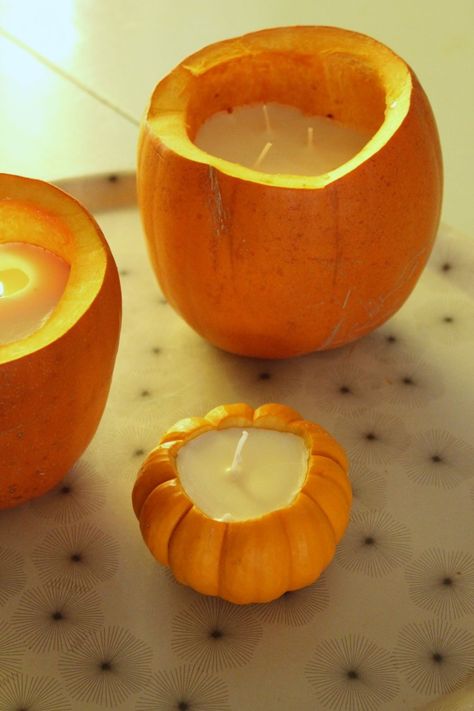 DIY Pumpkin Candles...Tutorial... Autumn Perfume, Glass Bottle Candles, Diy Pumpkin Candle, Candle Cinnamon, Fall Decor On A Budget, Cinnamon Stick Candle, Diy Cinnamon, Diy Candles Easy, Tall Pumpkin