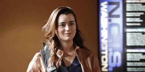 NCIS Dropped A Huge Ziva Bombshell Tiva Ncis, Ncis Ziva, Ziva And Tony, Tony And Ziva, Ncis Stars, Ncis Cast, Ziva David, Sean Murray, Pauley Perrette