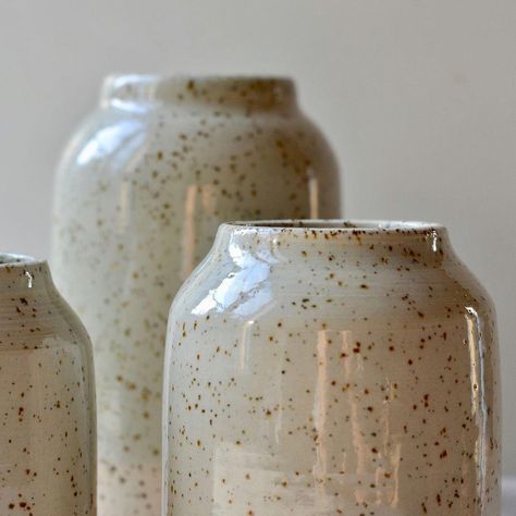 Ceramic Finishes, Speckled Stoneware, Speckled Clay Pottery, Pottery Texture, Natural Ceramic, Ceramic Texture, Ceramic Candle Holders, White Pottery, Clay Vase