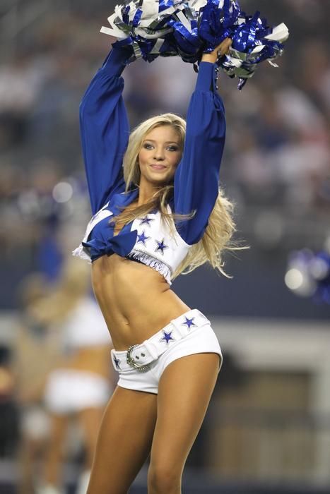 Found on Bing from www.pinterest.com.au Dallas Cowboy Cheerleader, The Cheerleaders, Edith Gonzalez, Dallas Cheerleaders, Dallas Cowboys Women, Cowboy Cheerleaders, Cheer Leaders, Ice Girls, Cute Cheerleaders