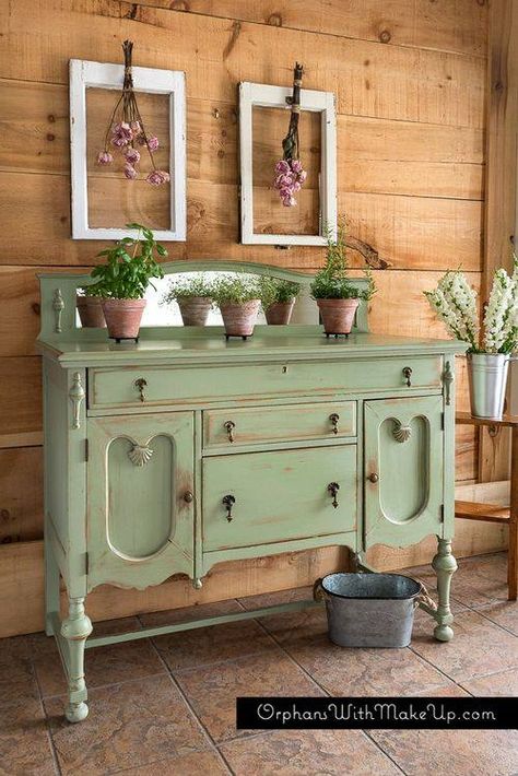 Like this green Muebles Shabby Chic, Country Chic Paint, Shabby Chic Dresser, Cottagecore Decor, Distressed Furniture, Chalk Paint Furniture, Cool Ideas, Shabby Chic Homes, Paint Furniture