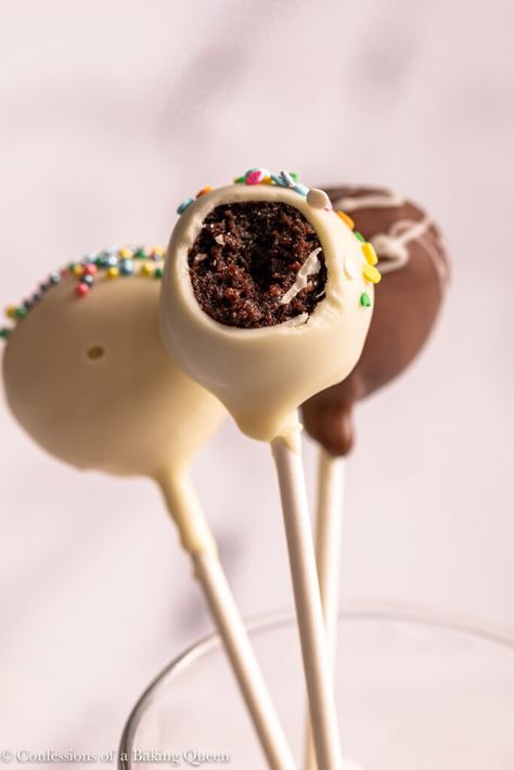 Event Desserts, Cake Pops Recipe, Make Cake Pops, Cake Gel, Cake Pops How To Make, Individual Cakes, Cake Pop Recipe, Vegetarian Cake, Candy Pop