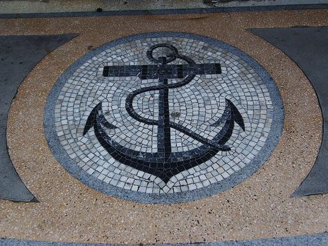 mosaic anchor | Anchor mosaic. Porthcawl | Flickr - Photo Sharing! Nautical Mosaic, Anchor Crafts, Pebble Mosaic, Mosaic Decor, Art Stained, Mosaic Garden, Nautical Art, Mosaic Projects, Mosaic Diy