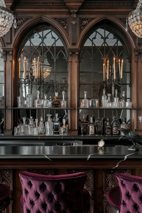 Incredible Wet Bar Ideas You Will Love 1920s Bar Aesthetic, Old Bar Aesthetic, Bar Style Kitchen, Speakeasy Kitchen, Moody Bar Design, Texas Greenhouse, Modern Wet Bar, 1920s Bar, Gothic Bar