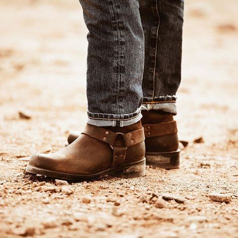 Iconic and instantly recognizable, our Harness Boot has been turning heads since 1967 | The Frye Company Harness Boots Men, Jeans Boots Outfit, Mens Chelsea Boots, Men's Leather Boots, Frye Harness Boots, Fashion Models Men, Boots Outfit Men, Nice Boots, Chelsea Boots Mens