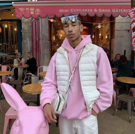 Barbie Movie Outfits Men, Pink Boy Outfit, Pink Male Outfit, Valentines Night Outfit, Pink Outfits Men, Run2u Mv, Pink Bags Outfit, Black Men Streetwear, Barbie Boy