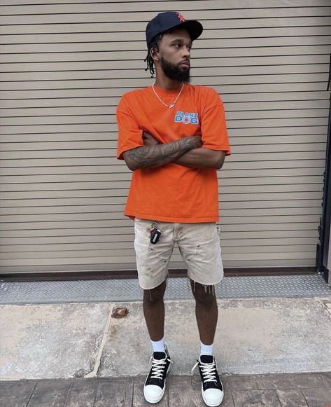 Orange Outfit Ideas Men, Orange Outfit Ideas, Orange Man, Summer Swag Outfits, Outfits Male, Mens Fits, Outfit Ideas Men, Streetwear Inspo, Tshirt Outfit