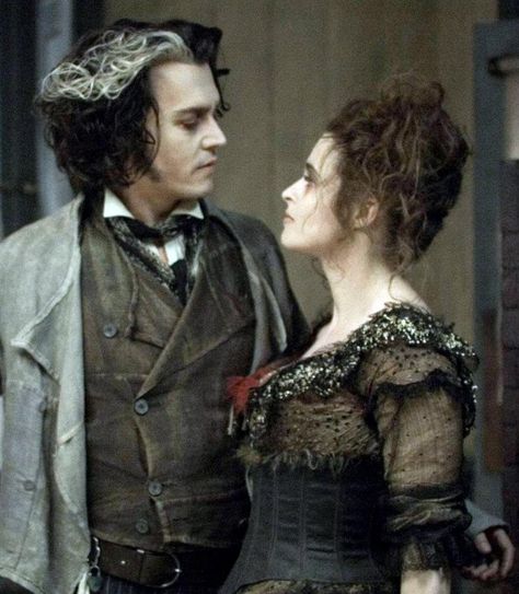 Johnny Depp as Sweeney Todd and Helena Bonham Caster as Mrs. Nellie Lovett. Best Movie Couples, Tim Burton Johnny Depp, Mrs Lovett, Marla Singer, Johnny Depp Movies, Tim Burton Films, The Rocky Horror Picture Show, Tim Burton Movie, Helena Bonham