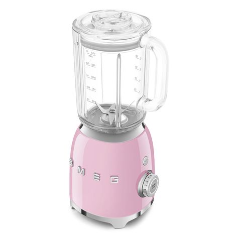 Pink blender BLF03PKEU Smeg_6 Smeg Kitchen Appliances, Smeg Kitchen, Blender Smoothie, Smeg Appliances, Retro Refrigerator, Russell Hobbs, Hot Soup, 50 Style, Small Meals