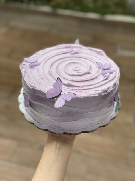 Purple Cake Butterfly, Cake Kupu Kupu, Birthday Cake Aesthetic Purple, Purple Bento Cake, Pastel Purple Cake, Purple Cake Aesthetic, Lavender Birthday Cake, Purple Butterfly Cake, Purple Cakes Birthday