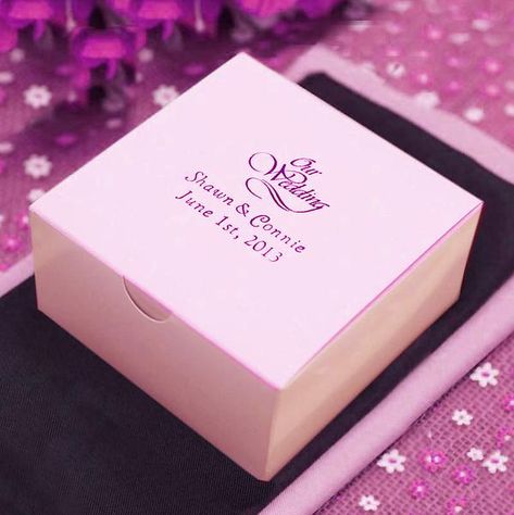 Give away your Wedding favors and Party Cakes in efavormart's elegant custom printed cake boxes. Purchase premium quality Personalized Favor Boxes, Favor Bags, Cake Boxes, and more! Mini Cake Wedding, Cake Favor Box, Vows Ideas, Wedding Favor Gift Boxes, Wedding Cake Boxes, Personalized Favor Boxes, Cake Favors, Cake Boxes, Cake Wedding