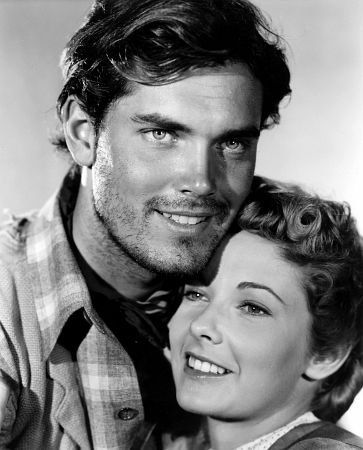 Jeffrey Hunter,Vera Miles, The Searchers-1956 Vera Miles, Jeffrey Hunter, John Ford, The Searchers, Actors Male, Hollywood Movie, Movie Couples, Most Handsome Men, Golden Age Of Hollywood