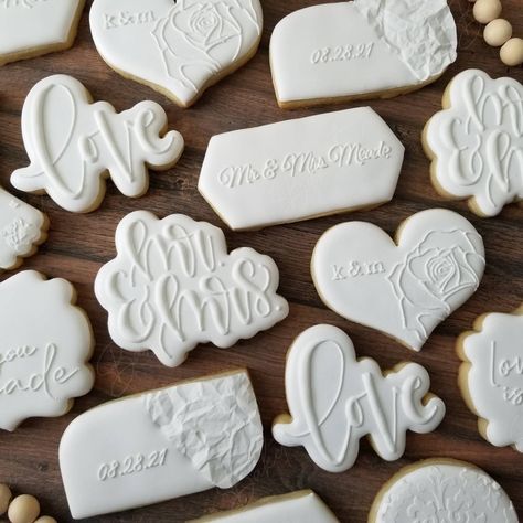 All White Bridal Shower Cookies, Modern Minimalist Bridal Shower Decor, White Bridal Shower Cookies, Anniversary Cookies Decorated, Engagement Sugar Cookies, Bridal Shower Sugar Cookies, Engagement Party Cookies, Wedding Sugar Cookies, Brunch Reception