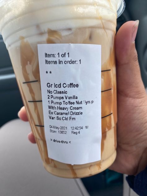 Hazelnut Drinks Starbucks, Toffee Nut Starbucks Drinks, Toffee Nut Starbucks Iced Coffee, Starbucks Toffee Nut Drinks, Toffee Nut Latte, Starbucks Drink Menu, Best Starbucks Drinks, Coffee Recepies, Starbucks Orders