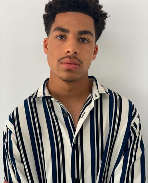 Junior Marcus Scribner, Male Haircuts Curly, Mixed Guys, Mixed People, Grown Ish, Black Ish, Dance Dreams, Boy Celebrities, Boys With Curly Hair