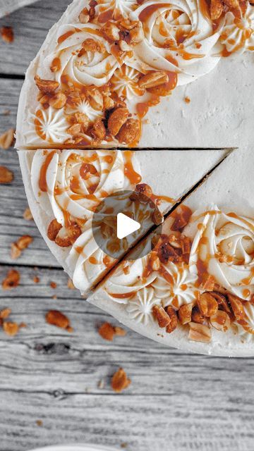 Katie Stymiest on Instagram: "Give your next carrot cake a little bit of extra personality with a few easy decor tips. 🥕 

#carrotcake #cakedecorating #cakereels #caketutorial #cakevideo #watchmecake #cakedbykatie #carrotcakerecipe" Carrot Cake Decoration, Cake Videos, Carrot Cake Recipe, Cake Tutorial, Carrot Cake, Simple Decor, Let Them Eat Cake, Eat Cake, Carrots