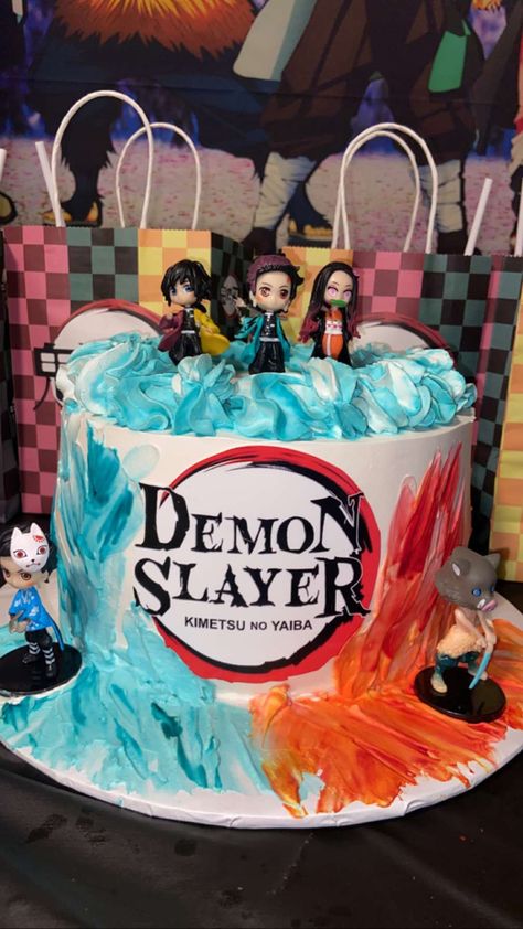 Demon Slayer Themed Cake, Anime Birthday Cake Ideas Demon Slayer, Demon Slayer Cake Design, Pastel Demon Slayer, Demon Slayer Decor, Demon Slayer Cake Topper, Demon Slayer Birthday Cake, Demon Slayer Cake Ideas, Demon Slayer Birthday Party