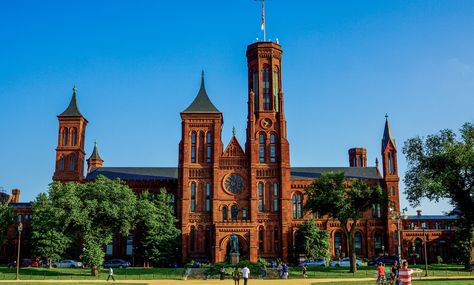 Smithsonian Institution Building (The Castle) (1855, James Renwick, Jr.) Smithsonian Castle, Usa Trip, Smithsonian Museum, Washington Monument, National Mall, Famous Architects, Smithsonian Institution, Iconic Landmarks, The Castle