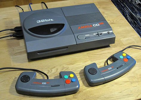 Evolution of Home Video Game Consoles: 1967 – 2011 Arcade Retro, Game Room Kids, Retro Console, Video Game Consoles, Retro Games Console, Vintage Video, Vintage Video Games, Sega Dreamcast, Video Game Systems