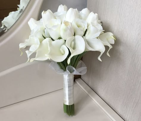 Calla Lillies Bouquet, White Calla Lily Bouquet, Lily Bridal Bouquet, Bridesmaid Bouquet White, Calla Lily Bridal, Calla Lily Bouquet, Bouquet Bridesmaid, Silk Wedding Bouquets, Bridal Bouquet Flowers