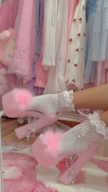 Lucia Meep, Barbie Pink Shoes, Dollette Coquette, Fashion Shoes Heels, Cute Shoes Heels, Kawaii Shoes, Pink Life, Fancy Shoes, Cute Heels