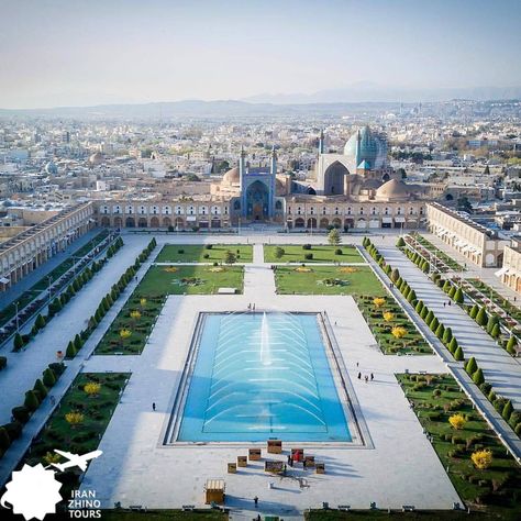 Isfahan Iran, Visit Iran, Iran Pictures, Iranian Architecture, Persian Architecture, Persian Garden, Iran Travel, Islamic World, Islamic Architecture