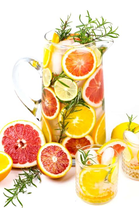 Fall Spa Water, Citrus Infused Water, Grapefruit Centerpiece, Citrus Water, Flavored Water Recipes, Diy Spa Day, Breakfast Low Carb, Infused Water Recipes, Cottage Market