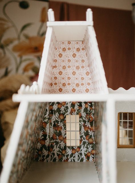 DIY: How to Wallpaper Your Dollhouse – Anewall Dollhouse Wallpaper Diy, Dolls House Wallpaper, How To Wallpaper A Dollhouse, Kidkraft Dollhouse Makeover Diy, Diy Dollhouse Wall Art, Dollhouse Painting Ideas, Redoing Dollhouse, Dollhouse Wallpaper Ideas, Dollhouse Attic Ideas