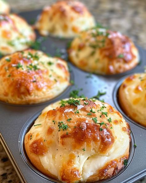 If I had my way, I'd eat this on repeat every day Appetizers Using Pizza Dough, Pampered Chef Large Muffin Pan Recipes, Healthy Baked Desserts, Biscuit Appetizer Recipes, Mozzarella Biscuits, Biscuit Appetizers, Christmas Snacks Ideas, Healthy Dessert Snacks, Breakfast Deserts