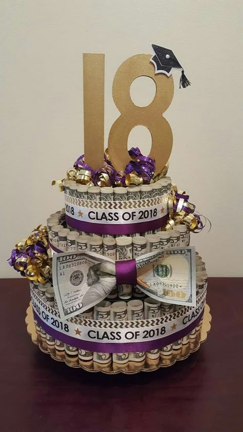 Money Cake Ideas Dollar Bills, Money Bouquets, Money Lei Diy, Money Birthday Cake, Money Cakes, Birthday Money Gifts, Graduation Money Gifts, Diy Graduation Gifts, Graduation Money