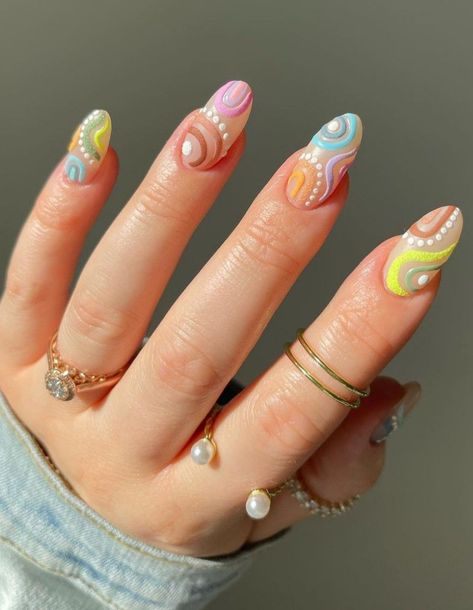 Nail Inspo Maximalist, Cute Funky Nails Almond, Summer Boho Nails, Funky Spring Nails, Artsy Nails Designs, Vacation Nails Ideas, Groovy Nail Art, Groovy Nails, Cute Funky Nails