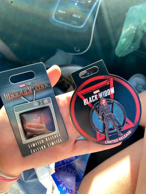 #blackwidow #wandavision #wandamaximoff #scarletwitch #natasharomanoff #disneyland #avengerscampus #marvel #marvelfan #marvelmerch Marvel Disneyland, Noir Spiderman, Marvel Merch, Marvel Pins, Marvel Jewelry, Wanda And Vision, Marvel Fan, Marvel Memes, Scarlet Witch