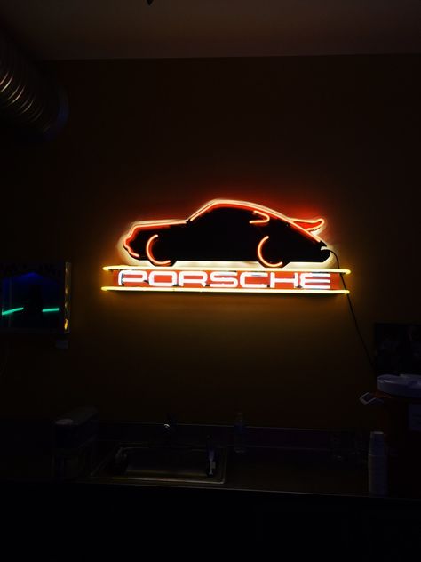 Custom neon sign for Porsche. By: Ion Art, Inc. #porsche #ionart #neon #customneon #customsigns Guy Room Decor, Neon Ideas, Man Cave Lighting, Neon Car, Hangout Room, String Wall Art, Lights Ideas, Neon Flex, Cars Room