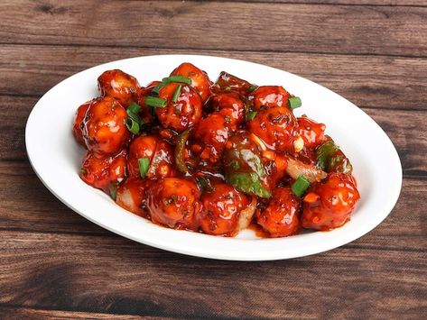 Veg Manchurian, Gobi Manchurian, Indo Chinese Recipes, Manchurian Recipe, Cauliflower Fritters, Rustic Plates, Rustic Wooden Table, Fried Cauliflower, Joy Of Cooking