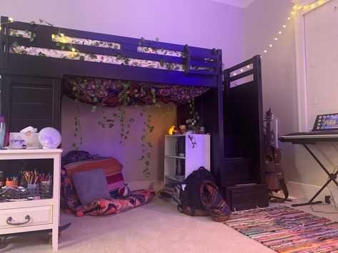 Teenage Room Loft Bed, Loft Bed Ideas Aesthetic Bunk, Dark Loft Bed, Low Loft Bed Adults, Basement Loft Bed, Curtain On Loft Bed, Stair Bed Ideas, Loft Bed Ideas Decor, Bunk Bed Tapestry