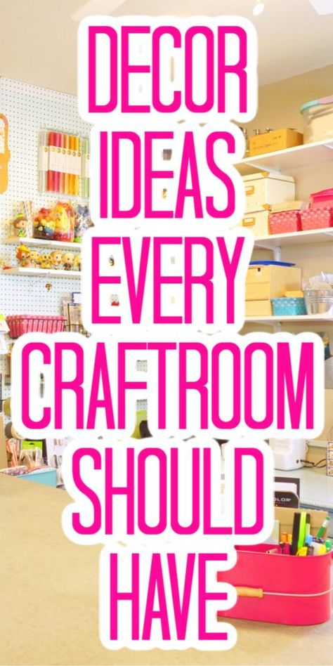 Pegboard Craft Room, Office Craft Room Combo, Craft Room Organisation, Crafting Decor, Craft Paint Storage, Craft Room Organization Diy, Craft Room Tables, Earrings Storage, Small Craft Rooms